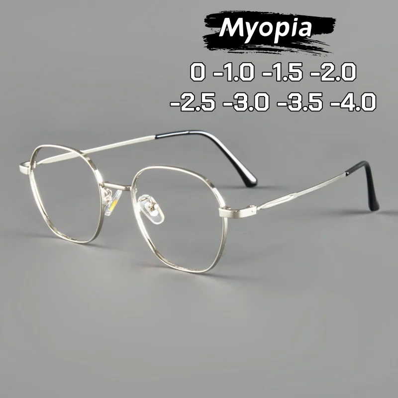 Versatile Metal-framed Myopia Glasses with High Definition and Comfort Anti-blue Light Eyeglasses for Lady Gentleman 0 To -4.0
Versatile Metal-framed Myopia Glasses with High Definition and Comfort Anti-blue Light Eyeglasses for Lady Gentleman 0 To -4.0