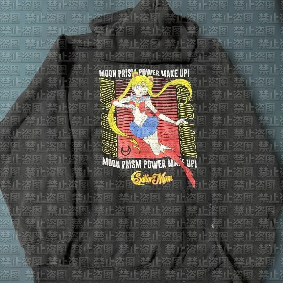 2026 New Arrival Sailor Moon "Moon Prism Power" Cotton Hoodie Casual Sweatshirt with Retro Anime Graphic Print for Streetwear
2026 New Arrival Sailor Moon "Moon Prism Power" Cotton Hoodie Casual Sweatshirt with Retro Anime Graphic Print for Streetwear