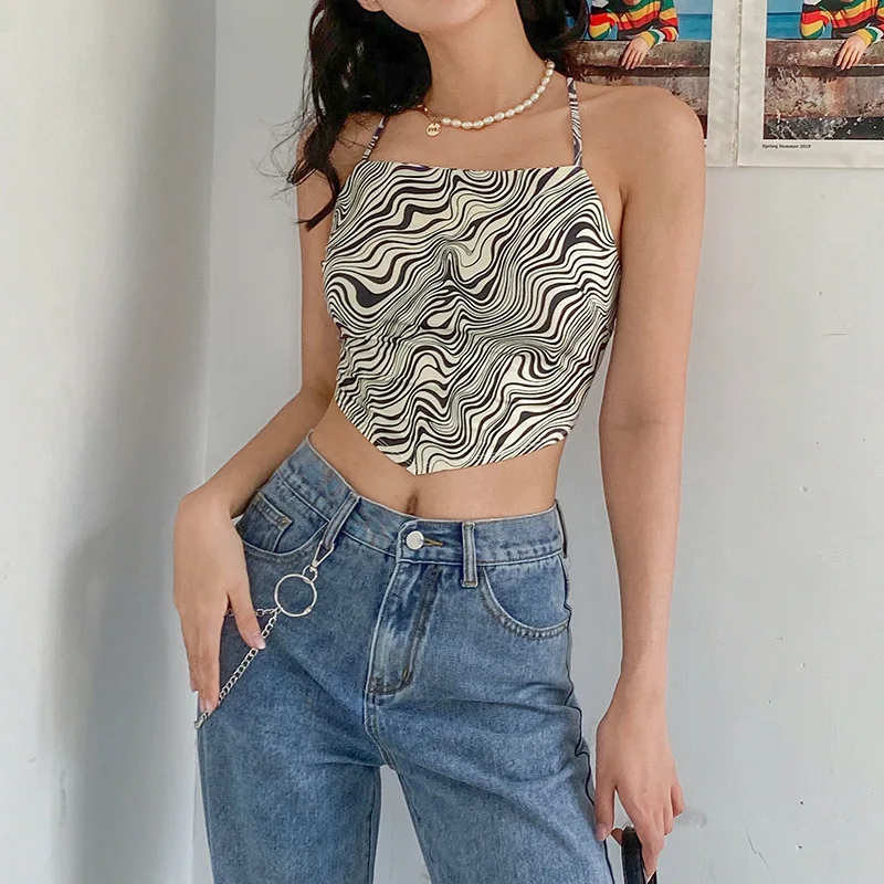 2025 new model, irregular triangular scarf, backless lace up vest, women's straight neck sleeveless inner top
2025 new model, irregular triangular scarf, backless lace up vest, women's straight neck sleeveless inner top