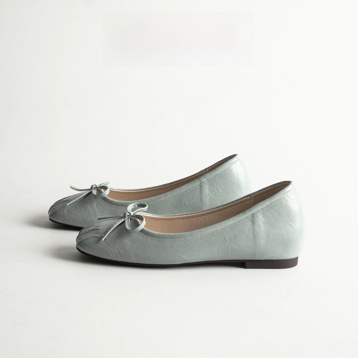 Leather Retro Knot Slip-On Ballet Mary Jane Shoes Women's Spring Flat Footwear Comfortable Breathable round Toe
Leather Retro Knot Slip-On Ballet Mary Jane Shoes Women's Spring Flat Footwear Comfortable Breathable round Toe