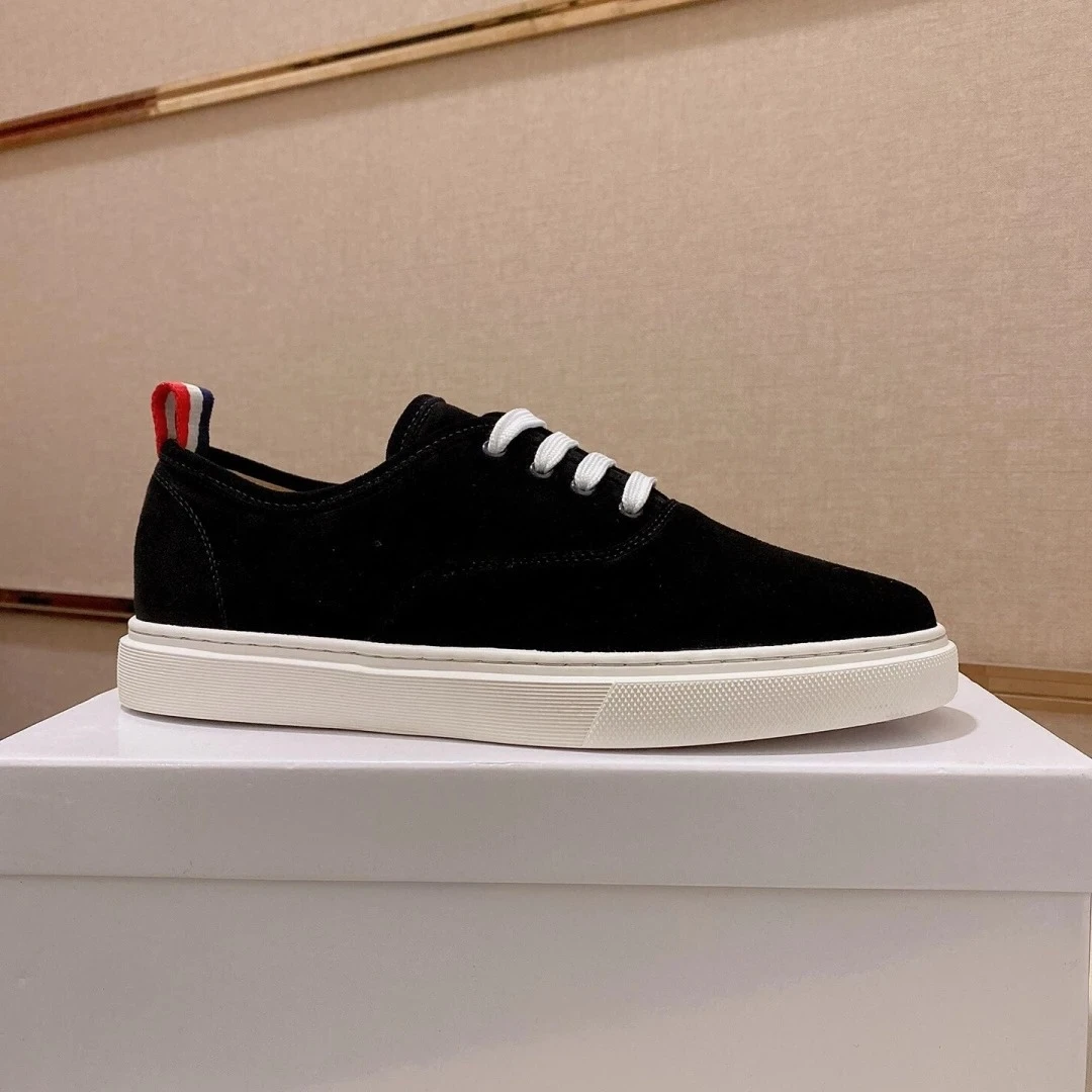 Handmade Luxury Brand Men's Shoes Top-Grain Cowhide Footwear Trendy Casual Sneakers Suede Cowhide Sheepskin Lining Holiday Gifts
Handmade Luxury Brand Men's Shoes Top-Grain Cowhide Footwear Trendy Casual Sneakers Suede Cowhide Sheepskin Lining Holiday Gifts