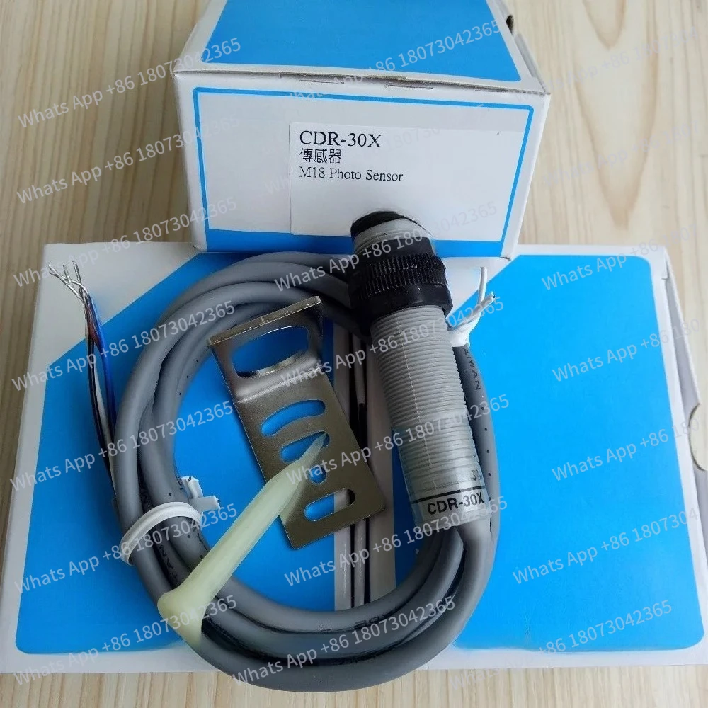 CDR-30X New Original M18 NO Reflex Type
CDR-30X New Original M18 NO Reflex Type