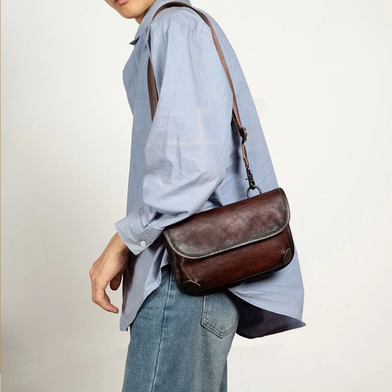 Vintage Premium Genuine Leather Envelope Bag for Men, Business Casual Shoulder Crossbody Purse, Trendy Versatile Sling Bag
Vintage Premium Genuine Leather Envelope Bag for Men, Business Casual Shoulder Crossbody Purse, Trendy Versatile Sling Bag