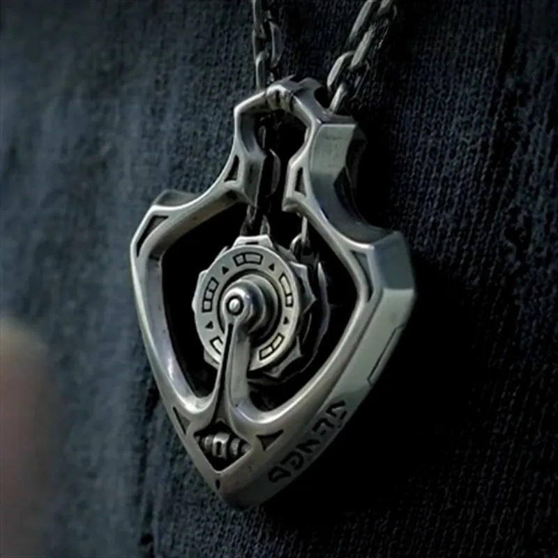 New Tidal Shuttle Mechanical Movable Pendant Necklace Men's Domineering High Sense Pendant Necklace Fashion
New Tidal Shuttle Mechanical Movable Pendant Necklace Men's Domineering High Sense Pendant Necklace Fashion