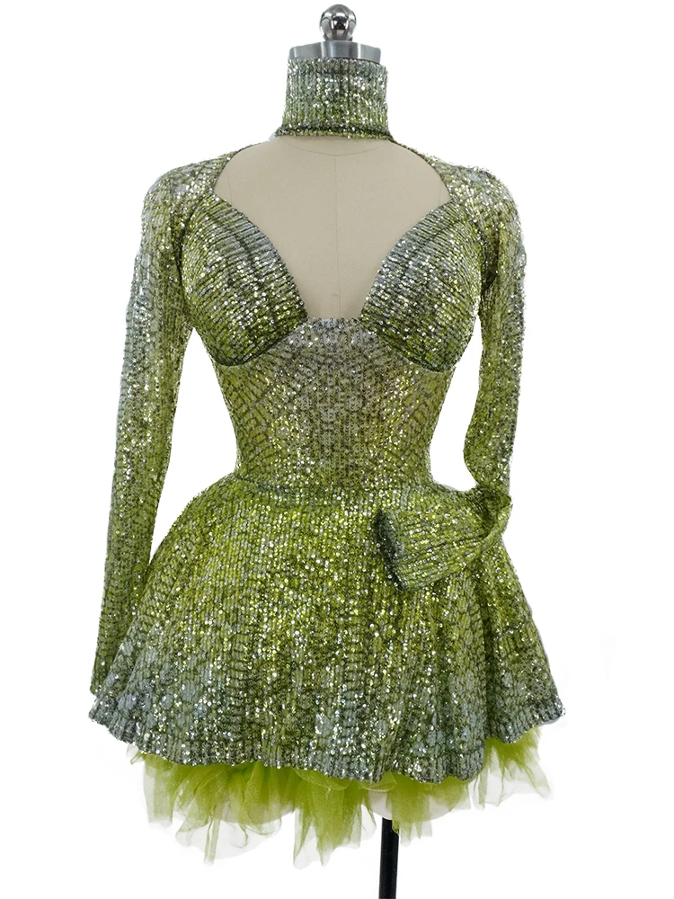 fashion long sleeve green dress sequins lace Two pieces performance birthday party sexy club Singer stage pole dance clothing
fashion long sleeve green dress sequins lace Two pieces performance birthday party sexy club Singer stage pole dance clothing