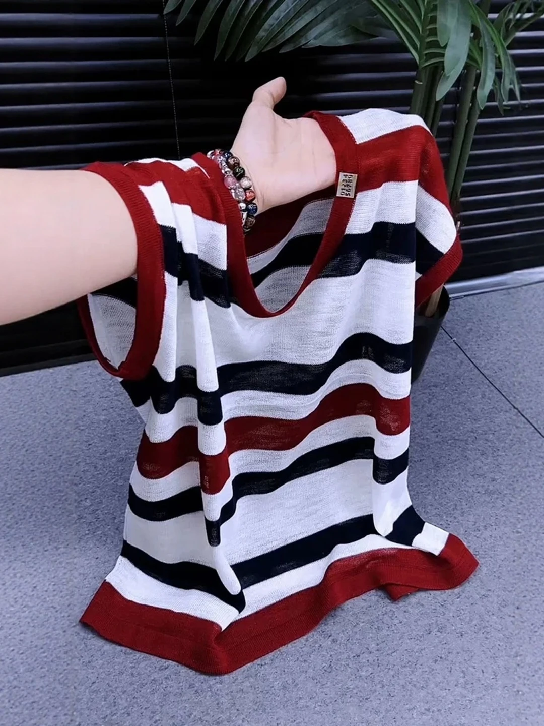 Slimming Striped Knitwear round Neck Fly Sleeve Women's Summer plus Size Fashionable Loose Fit Trendy Top Korean Style
Slimming Striped Knitwear round Neck Fly Sleeve Women's Summer plus Size Fashionable Loose Fit Trendy Top Korean Style