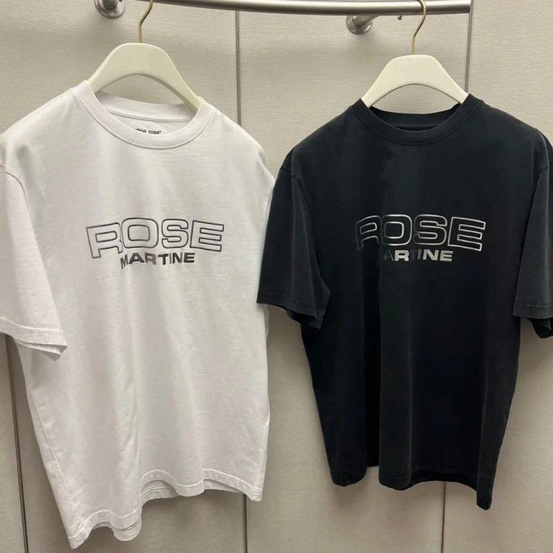 American Street Simple Reflective Letter Martine Rose Tshirts Summer Casual Basic Couple Tops Oversized Cotton Men Women Tees
American Street Simple Reflective Letter Martine Rose Tshirts Summer Casual Basic Couple Tops Oversized Cotton Men Women Tees