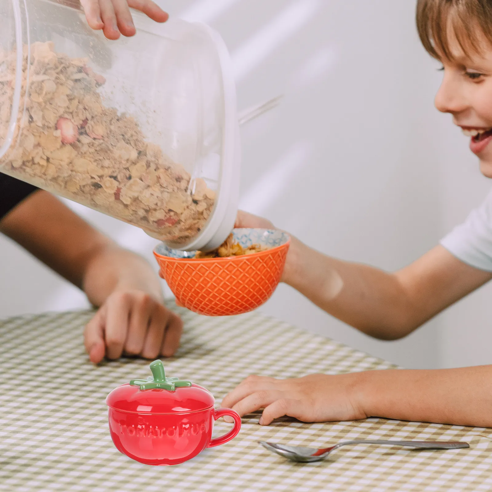 Керамическая кружка в форме томата: очаровательная кофейная чашка с крышкой, креативный контейнер для завтрака и послеобеденного чая, для дома и офиса
Керамическая кружка в форме томата: очаровательная кофейная чашка с крышкой, креативный контейнер для завтрака и послеобеденного чая, для дома и офиса