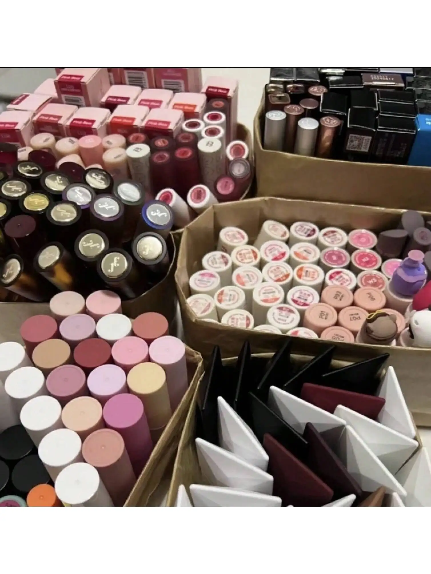 2026 Beauty BlindBox: Новая случайная коробка-сюрприз для вечеринок, дней рождения, обмена подарками, счастливый мешок, таинственная коробка с ценными призами и развлечениями
2026 Beauty BlindBox: Новая случайная коробка-сюрприз для вечеринок, дней рождения, обмена подарками, счастливый мешок, таинственная коробка с ценными призами и развлечениями