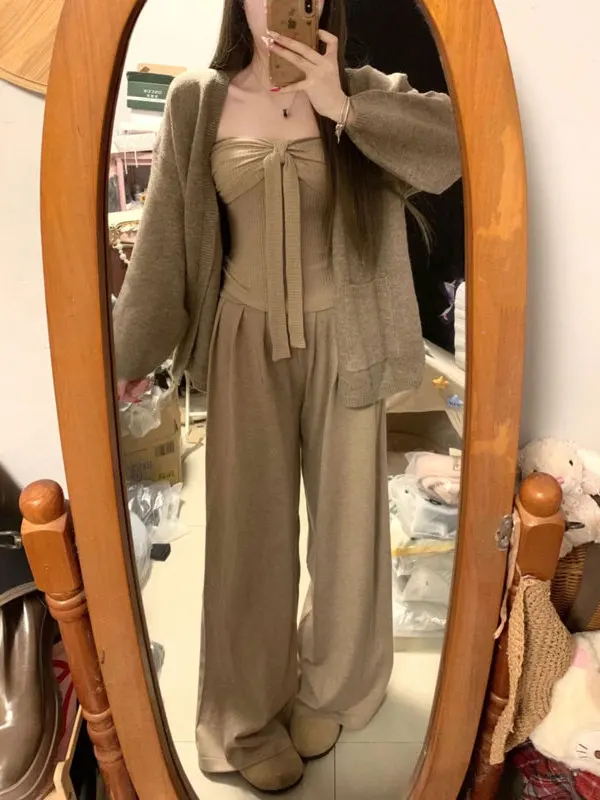Casual Style Three-Piece Set Sweater Tube Top Wide Leg Pants Comfortable Spring Fashion Ensemble for Women
Casual Style Three-Piece Set Sweater Tube Top Wide Leg Pants Comfortable Spring Fashion Ensemble for Women