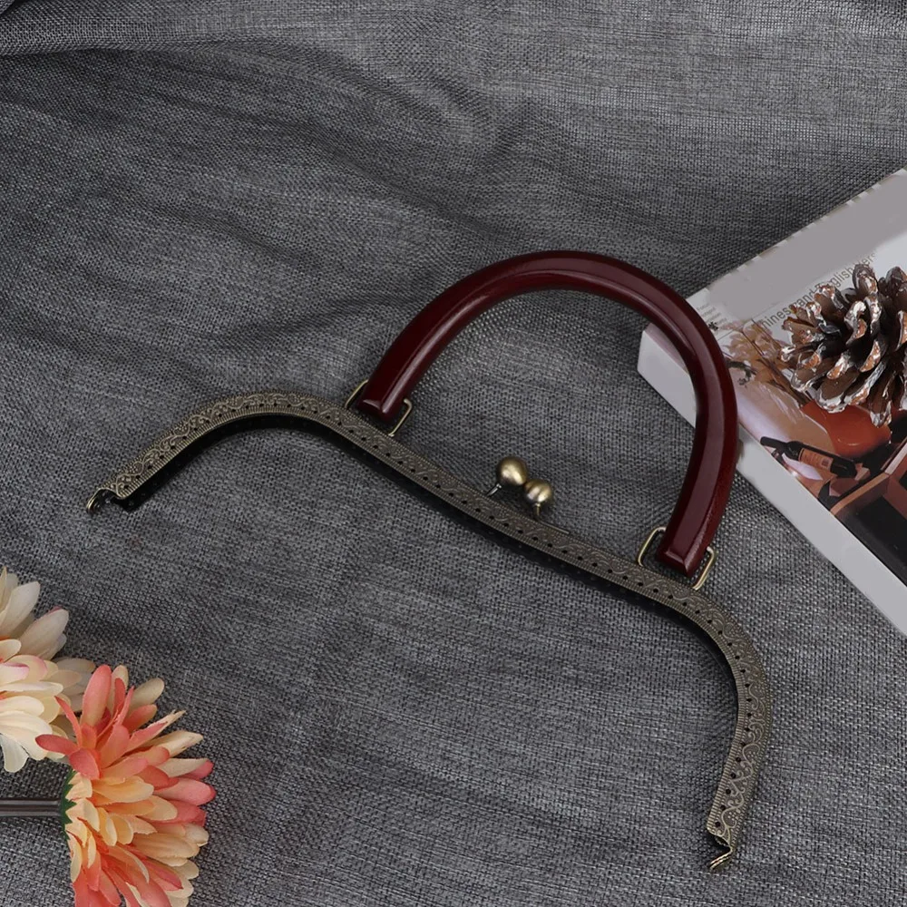 Luggage Accessories Coffee Purse Frame Iron 26 x 19.5CM Bag Accessories Purse Making Handbags
Luggage Accessories Coffee Purse Frame Iron 26 x 19.5CM Bag Accessories Purse Making Handbags