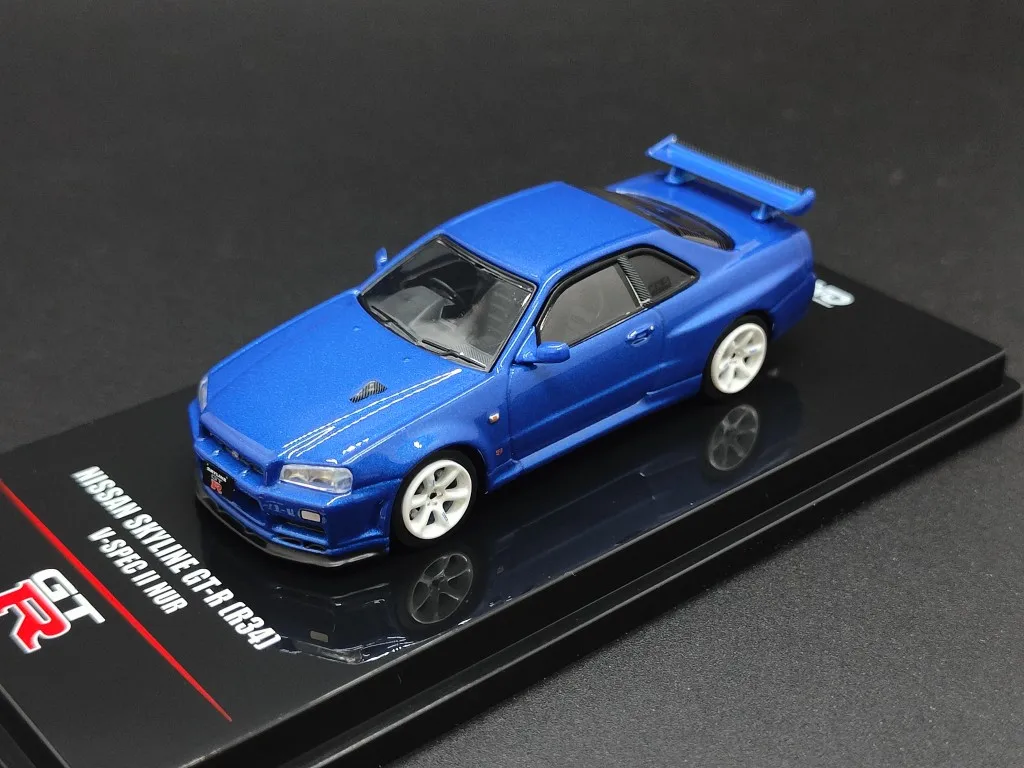 INNO 1:64 Nissan Skyline GT-R R34 V-SPEC Bay Coast Blue Die-cast alloy car model collection display gifts
INNO 1:64 Nissan Skyline GT-R R34 V-SPEC Bay Coast Blue Die-cast alloy car model collection display gifts
