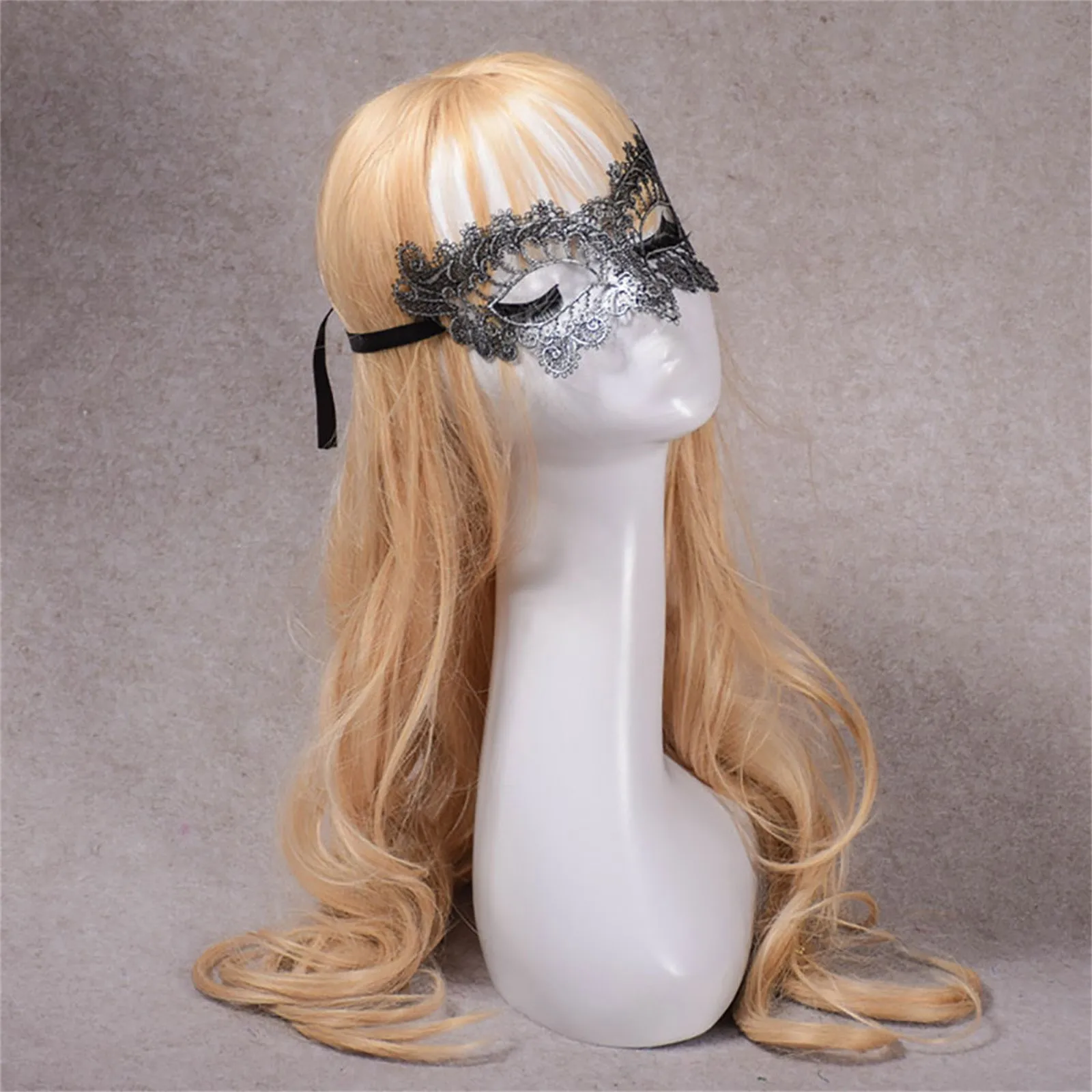 Черная королева, кружевная маска, вышивка, аппликации, вечерние карнавальные маски, женские аксессуары, свадебная маска, маскарадная маска на Хэллоуин
Черная королева, кружевная маска, вышивка, аппликации, вечерние карнавальные маски, женские аксессуары, свадебная маска, маскарадная маска на Хэллоуин