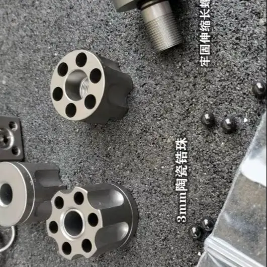 Титановый кулон/брелок в форме револьвера - разборная конструкция TC4 с 7 циркониевыми бусинами, съемный аксессуар EDC со стальной цепочкой
Титановый кулон/брелок в форме револьвера - разборная конструкция TC4 с 7 циркониевыми бусинами, съемный аксессуар EDC со стальной цепочкой