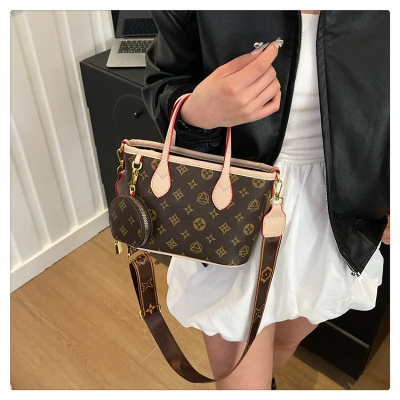 The 2025 New Women's Handbag Is A Fashionable, Luxurious, High-end and Youthful Single-shoulder Bagging Bag for Ladies
The 2025 New Women's Handbag Is A Fashionable, Luxurious, High-end and Youthful Single-shoulder Bagging Bag for Ladies