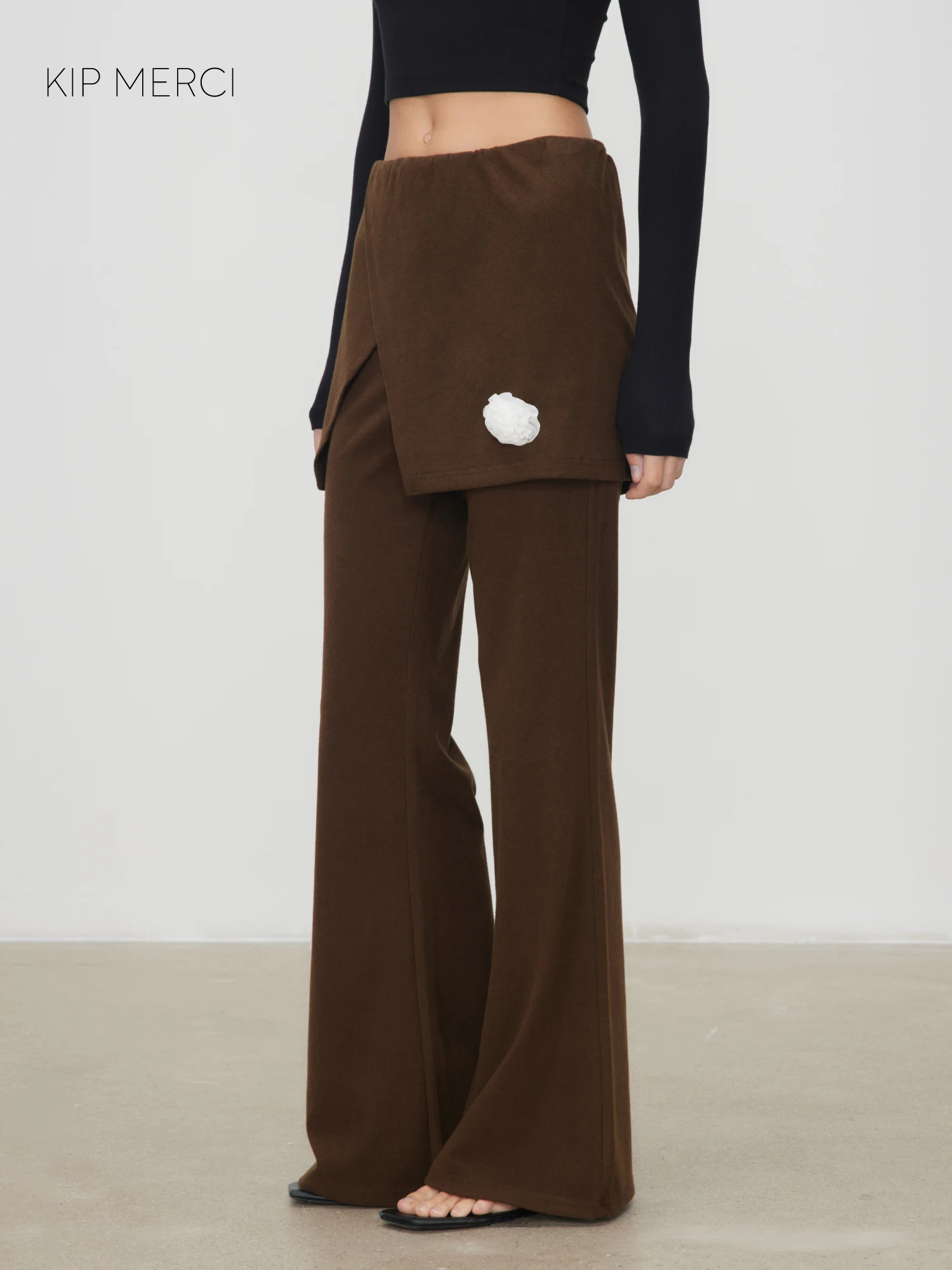 KIP MERCI Vintage High Waist Wide Leg Pants Casual Versatile Slimming Design Spring Summer Cotton Blend Resistant to Deformation
KIP MERCI Vintage High Waist Wide Leg Pants Casual Versatile Slimming Design Spring Summer Cotton Blend Resistant to Deformation