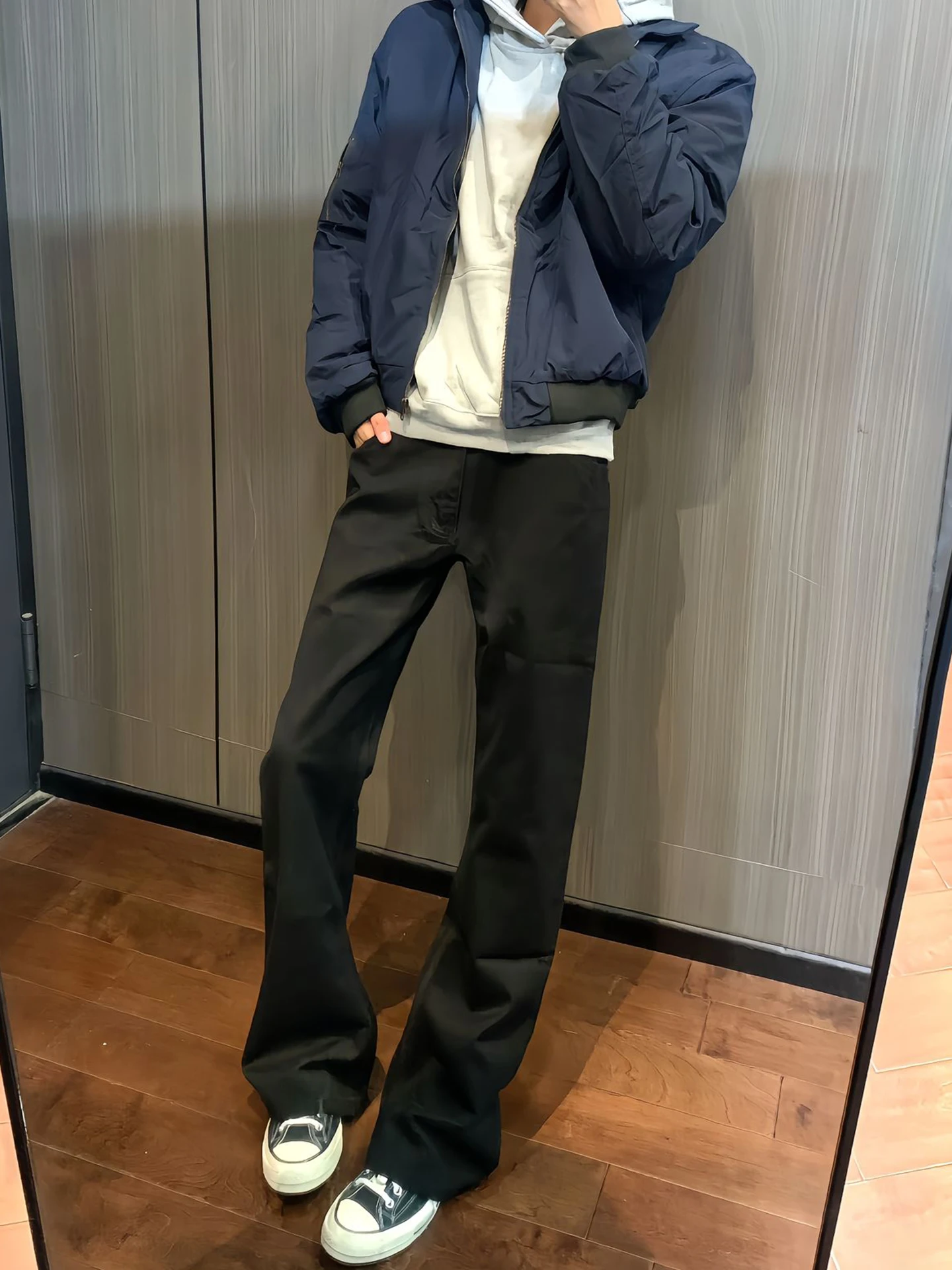 Мужские джинсы Pure Bla Slim Fit с изогнутым кроем, прямые брюки для весны и осени, молодежные модные джинсы из хлопкового денима в стиле High Street
Мужские джинсы Pure Bla Slim Fit с изогнутым кроем, прямые брюки для весны и осени, молодежные модные джинсы из хлопкового денима в стиле High Street