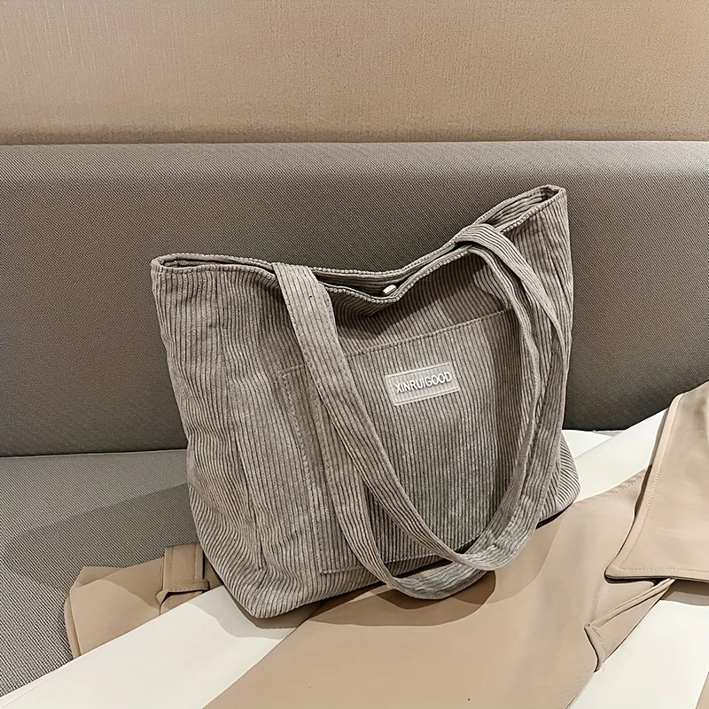 New Shoulder Bag Ladies Tote Bag Solid Color Design Master Velvet Fabric Large Capacity Bag Trend
New Shoulder Bag Ladies Tote Bag Solid Color Design Master Velvet Fabric Large Capacity Bag Trend