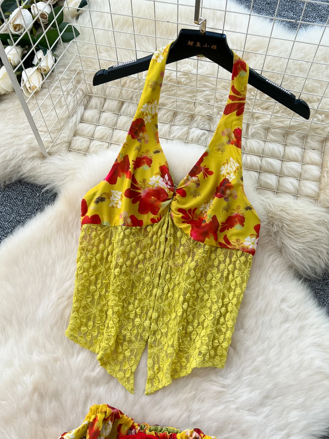 Летний женский комплект Vaion Pure Desire, кружевной топ + юбка с высокой талией и цветочным принтом, модная повседневная одежда
Летний женский комплект Vaion Pure Desire, кружевной топ + юбка с высокой талией и цветочным принтом, модная повседневная одежда