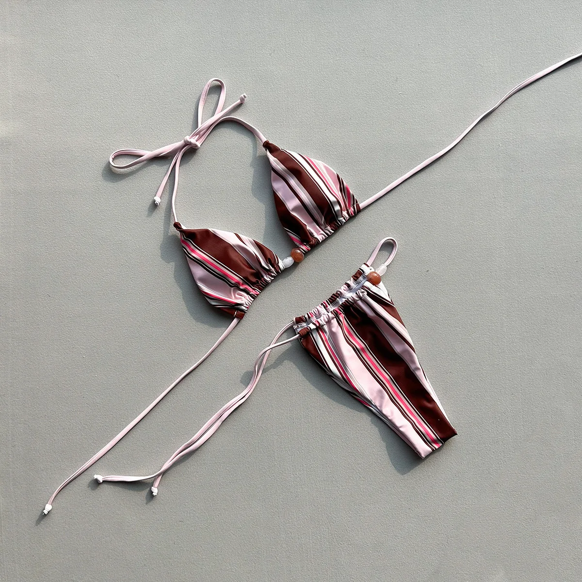 2026 New Striped Print Mini Bikini Sexy Strappy Swimwear Women Halter Bikinis Swimsuit Brazilian biquinis Bathing suit
2026 New Striped Print Mini Bikini Sexy Strappy Swimwear Women Halter Bikinis Swimsuit Brazilian biquinis Bathing suit