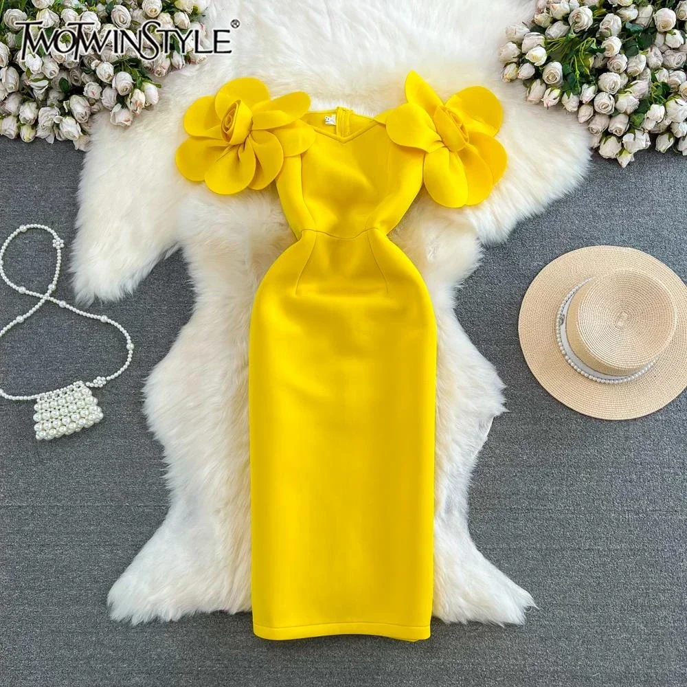 TWOTWINSTYLE New Patchwork Appliques Chic Dress For Women Slash Neck Sleeveless High Waist Evening Party Dress Female KDR521957
TWOTWINSTYLE New Patchwork Appliques Chic Dress For Women Slash Neck Sleeveless High Waist Evening Party Dress Female KDR521957