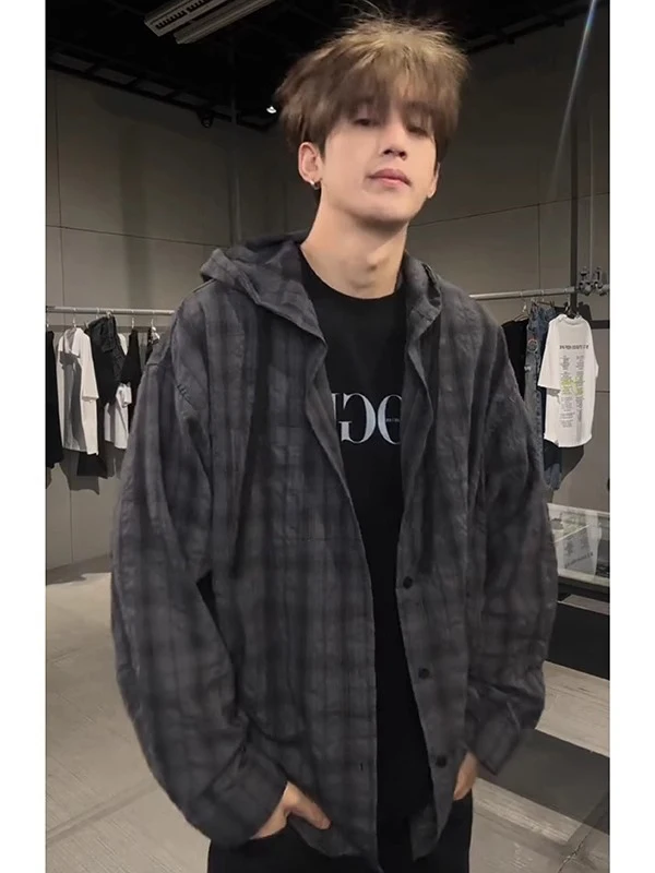 Men's Long Sve Plaid irt with Hood Outdoor Summer Breathable Thin Sun Protection Coat American Sle Holiday Casual irt
Men's Long Sve Plaid irt with Hood Outdoor Summer Breathable Thin Sun Protection Coat American Sle Holiday Casual irt