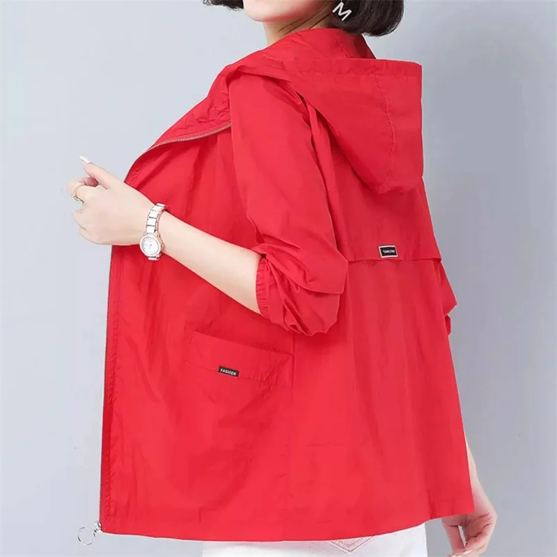 2025 Sunscreen Coat Women Lightweight Coat UV Protection Thin Jackets Matching Chic Hoodie Sweet Casual Raincoat
2025 Sunscreen Coat Women Lightweight Coat UV Protection Thin Jackets Matching Chic Hoodie Sweet Casual Raincoat