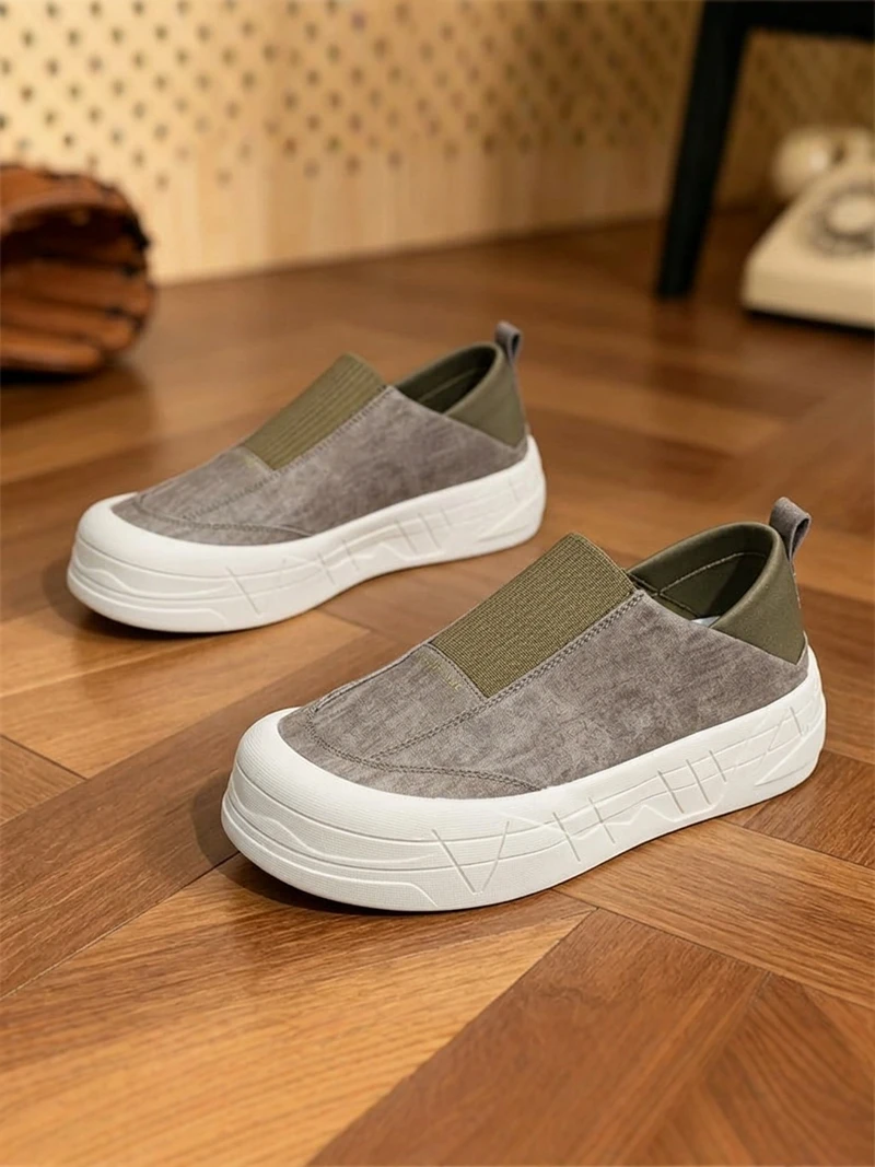 Men's Summer Casual Slip-On Shoes Ice Silk Breathable Soft Bottom Thick Heel Versatile Simple Design Outdoor Leisure Cloth Shoes
Men's Summer Casual Slip-On Shoes Ice Silk Breathable Soft Bottom Thick Heel Versatile Simple Design Outdoor Leisure Cloth Shoes