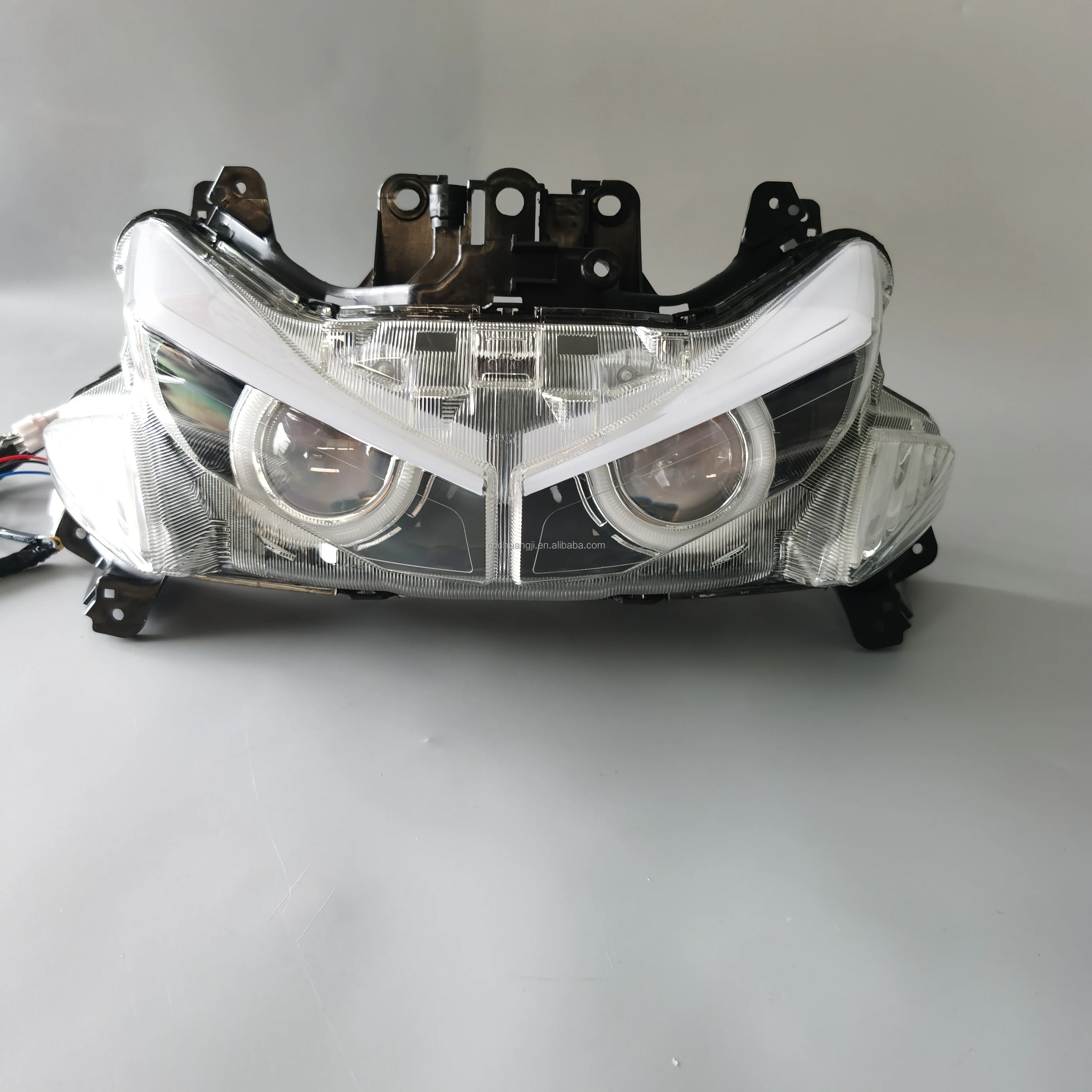 AEROX 155 L155 NVX 2021 Motorcycle Headlights
AEROX 155 L155 NVX 2021 Motorcycle Headlights