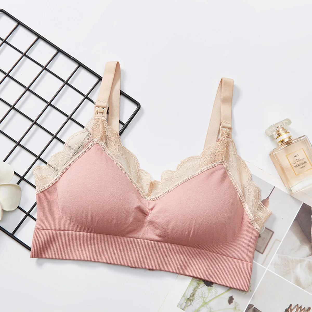 Black Bra Pregnant SkinFriendly Brassiere Breastfeeding Breathable PushUp FullCoverage Strappy
Black Bra Pregnant SkinFriendly Brassiere Breastfeeding Breathable PushUp FullCoverage Strappy