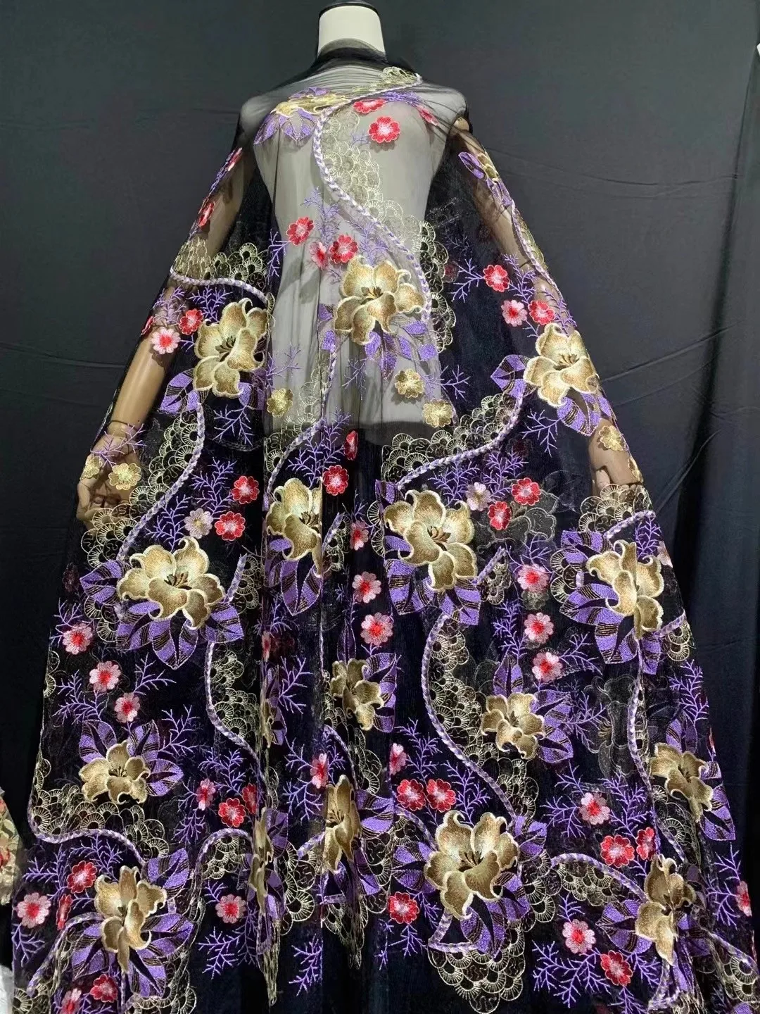 1 ярд дизайнерское свадебное платье по индивидуальному заказу, ткани Cheongsam для одежды, ткань с цветочной вышивкой в тяжелой промышленности
1 ярд дизайнерское свадебное платье по индивидуальному заказу, ткани Cheongsam для одежды, ткань с цветочной вышивкой в тяжелой промышленности