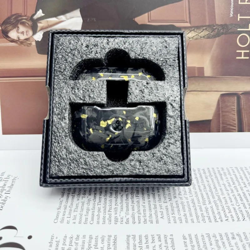 Applicable to Apple Pro2 earphone case AirPods3 protective case Carbon fiber forged Bluetooth earphone case
Applicable to Apple Pro2 earphone case AirPods3 protective case Carbon fiber forged Bluetooth earphone case