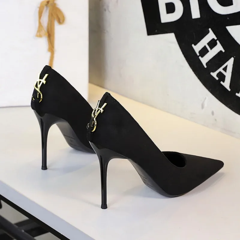 Luxury High-heeled Women's Sandals Pointed Tip Stiletto Women's Pumps and Heels Fashion Banquet Woman's Shoes Sandalias De Mujer
Luxury High-heeled Women's Sandals Pointed Tip Stiletto Women's Pumps and Heels Fashion Banquet Woman's Shoes Sandalias De Mujer