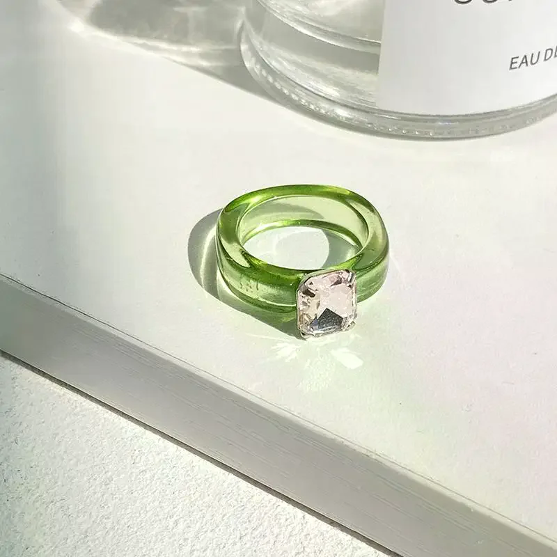 Женское кольцо с цветными цирконами, из смолы, модное, простое, милое, для дня рождения, вечеринки, бижутерия
Женское кольцо с цветными цирконами, из смолы, модное, простое, милое, для дня рождения, вечеринки, бижутерия