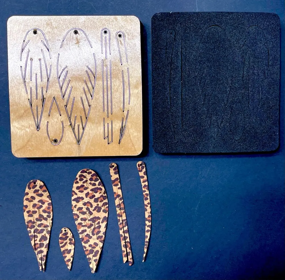 JK -Wood Mold Earrings Cut Mold Earring Wood Mold YY701 Is Compatible With Most Manual Die Cut
JK -Wood Mold Earrings Cut Mold Earring Wood Mold YY701 Is Compatible With Most Manual Die Cut