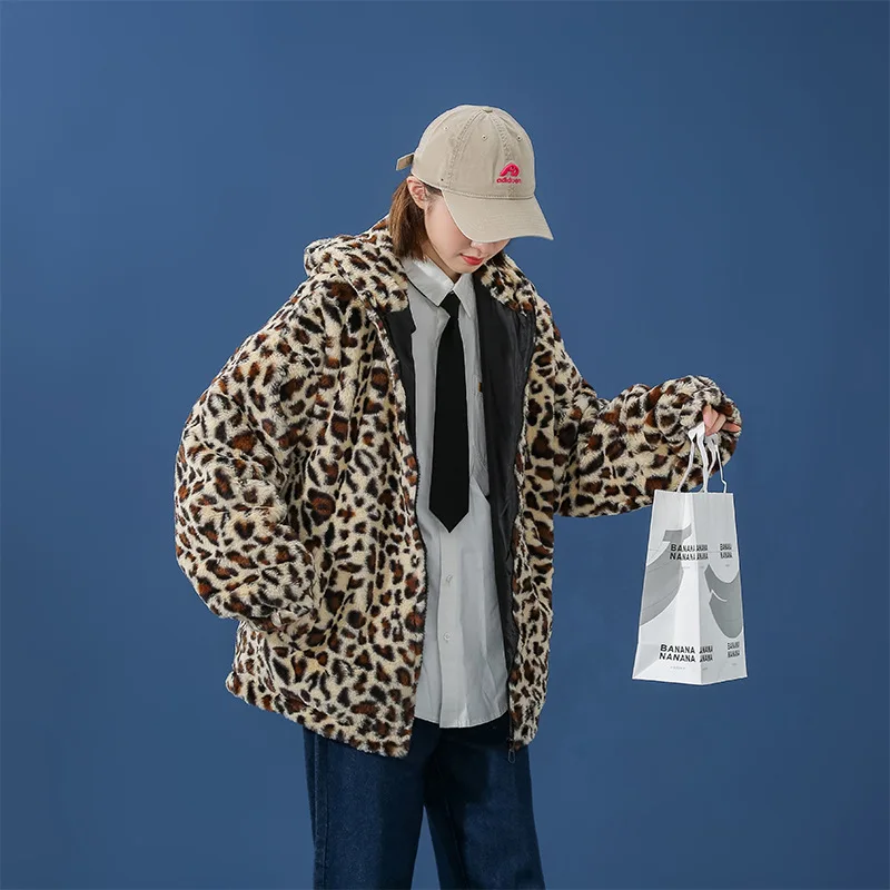 Autumn and Winter Loose Short Plush Leopard Print Jacket Casual Couple Hooded Long Sleeved Jacket Coat Men's
Autumn and Winter Loose Short Plush Leopard Print Jacket Casual Couple Hooded Long Sleeved Jacket Coat Men's