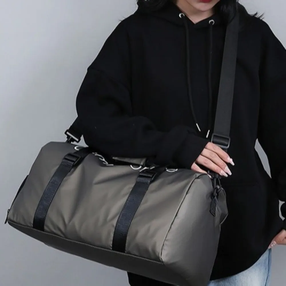 Waterproof Gym Handbag with Shoes Pouch Dry Wet Pocket Fitness Bag Multi-Pocket Design Sports Bag Fitness Training
Waterproof Gym Handbag with Shoes Pouch Dry Wet Pocket Fitness Bag Multi-Pocket Design Sports Bag Fitness Training