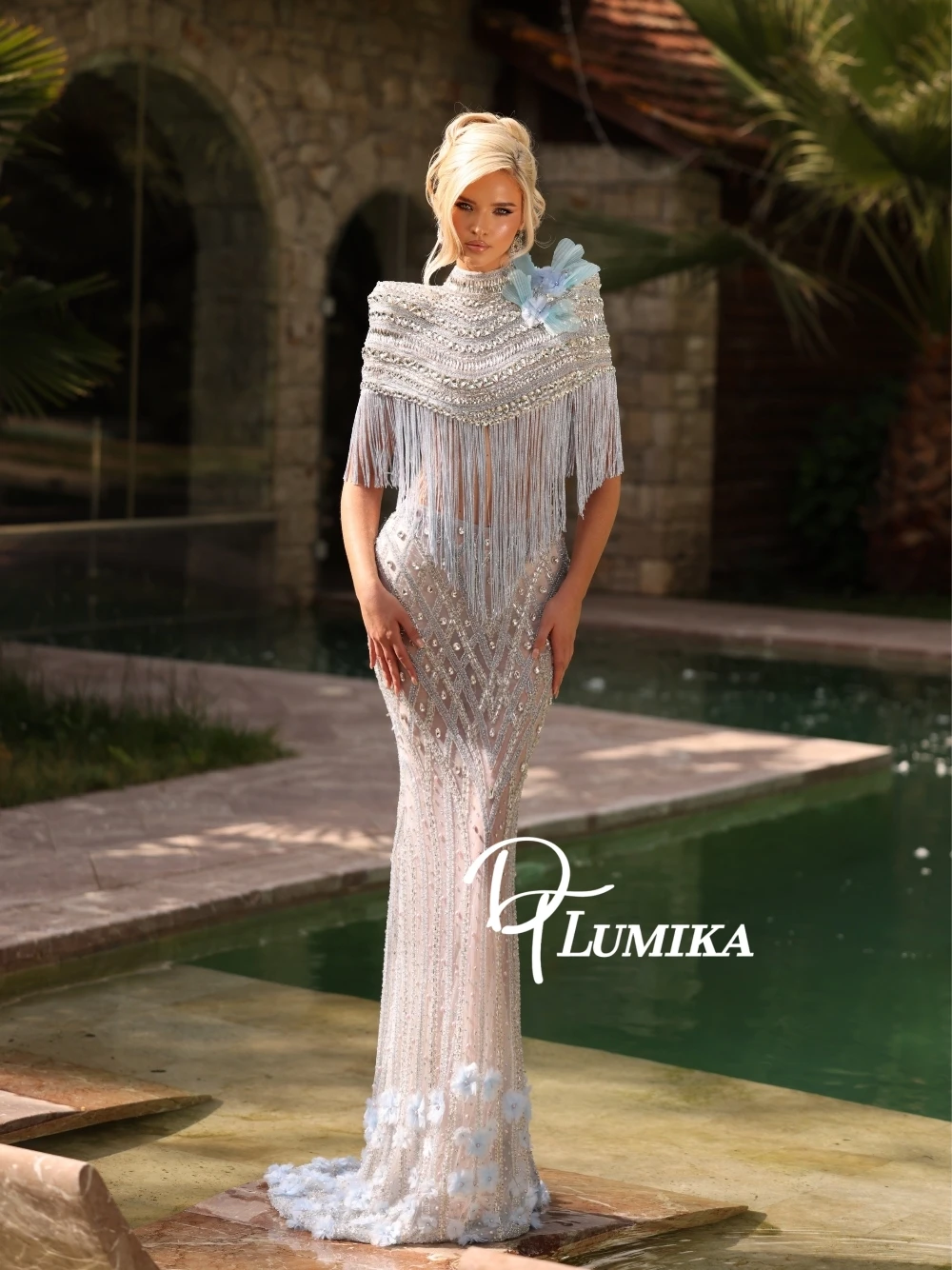 High-end Crystal Beaded Evening Gown Customized Light Blue Tassel Cape Sheer Mermaid Prom Dress 3D Flowers Red Carpet Gala Wear
High-end Crystal Beaded Evening Gown Customized Light Blue Tassel Cape Sheer Mermaid Prom Dress 3D Flowers Red Carpet Gala Wear