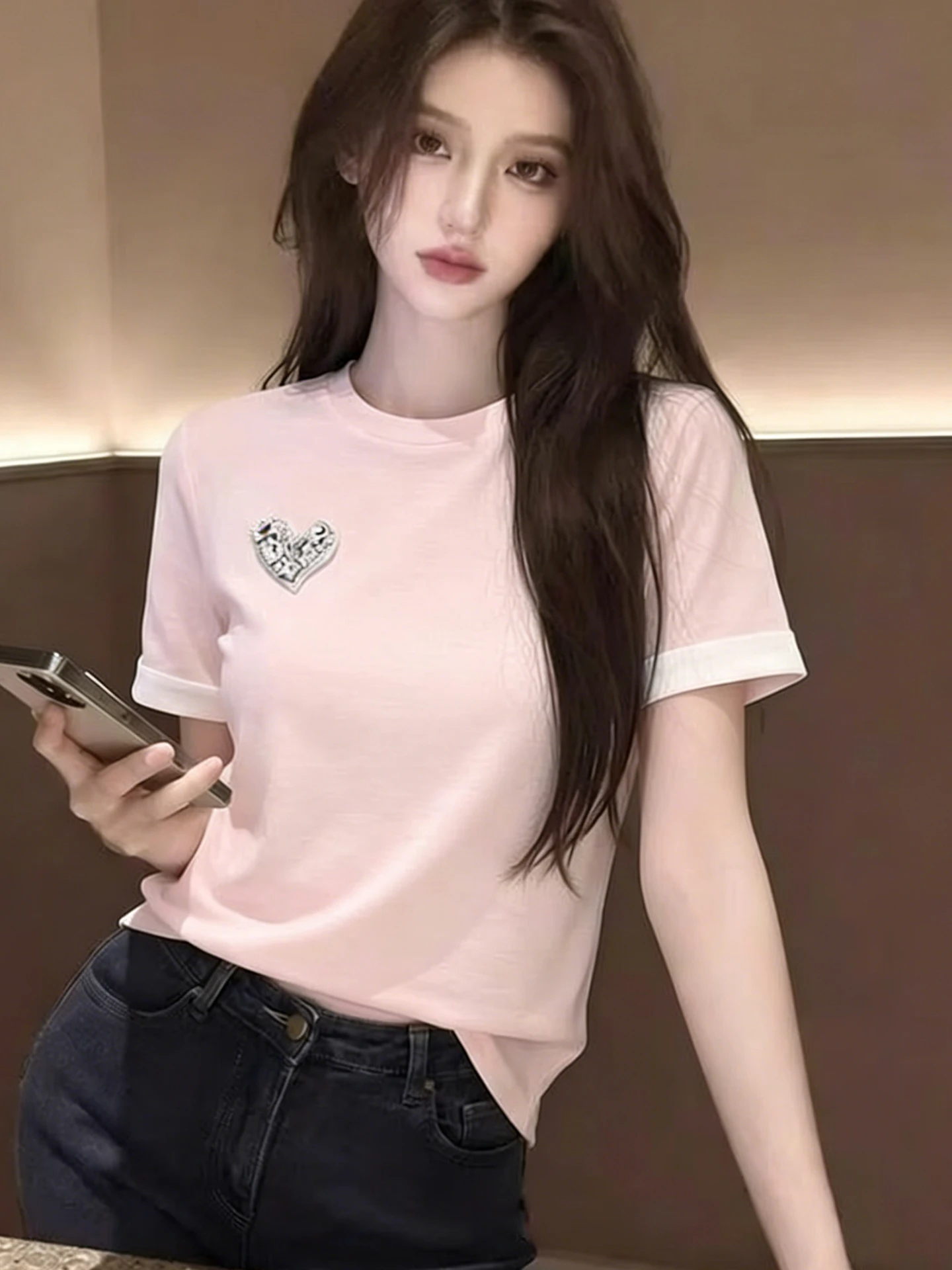 Sweet Summer T-Shirt Short Sleeve Color Block Design Beautiful Heart Shape Breathtaking Fashionable Age Reduction Top
Sweet Summer T-Shirt Short Sleeve Color Block Design Beautiful Heart Shape Breathtaking Fashionable Age Reduction Top