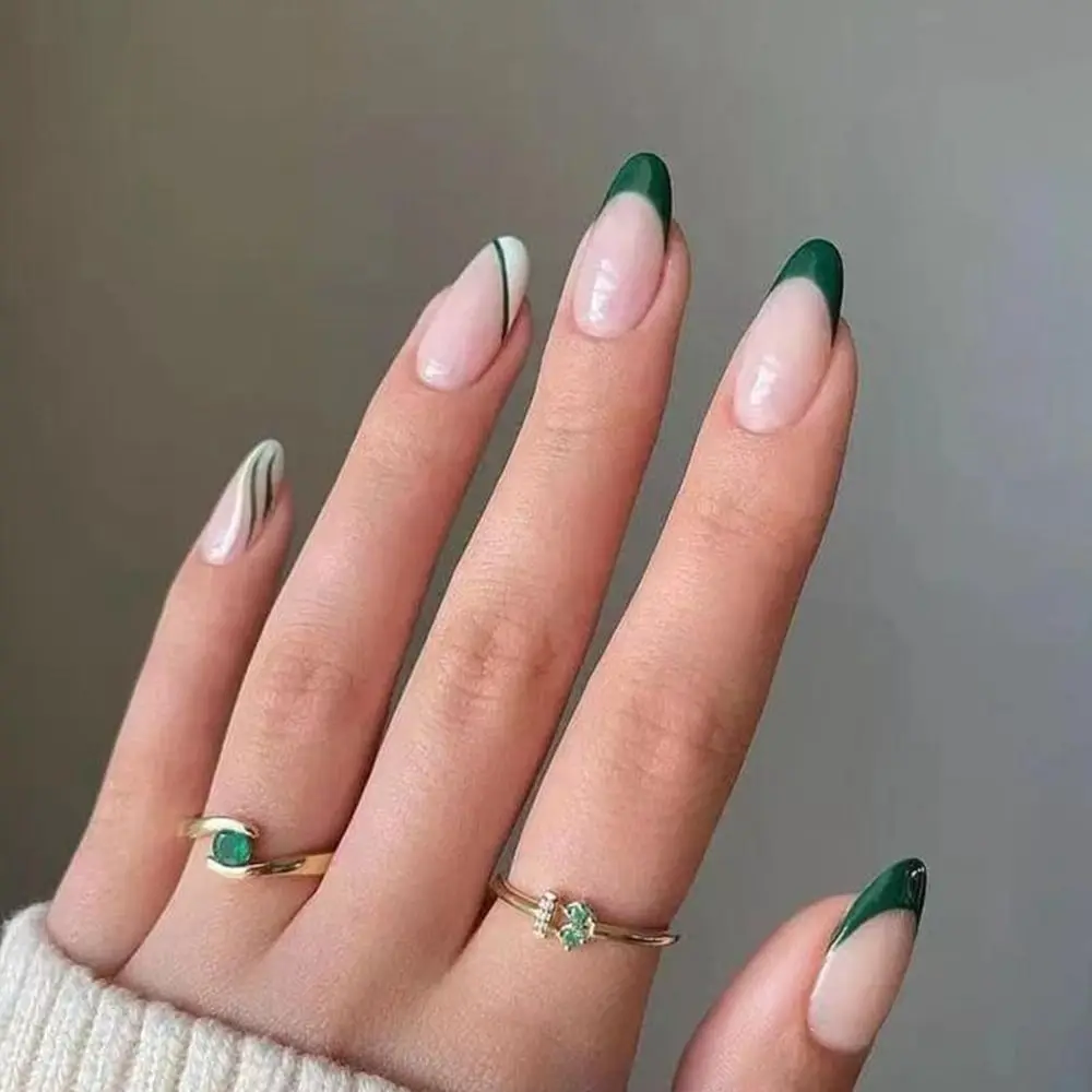 24pcs/Box Women Fashion Full Cover Artificial Fake Nails Wearable Almond False Nails Nail Tips
24pcs/Box Women Fashion Full Cover Artificial Fake Nails Wearable Almond False Nails Nail Tips