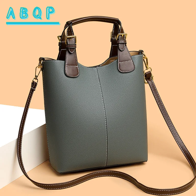 Elegant Bucket Bag Women Lightweight Solid Color Crossbody Backpack Removable Strap Zipper Closure Polyester Lining Edge Paint
Elegant Bucket Bag Women Lightweight Solid Color Crossbody Backpack Removable Strap Zipper Closure Polyester Lining Edge Paint