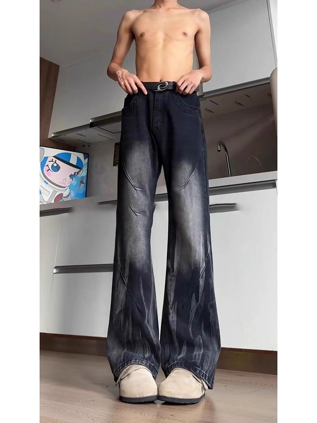 Мужские джинсы American Sle Tie Dye Micro Flared с эффектом удлинения ног, градиентный дизайн, черные, длинные брюки
Мужские джинсы American Sle Tie Dye Micro Flared с эффектом удлинения ног, градиентный дизайн, черные, длинные брюки