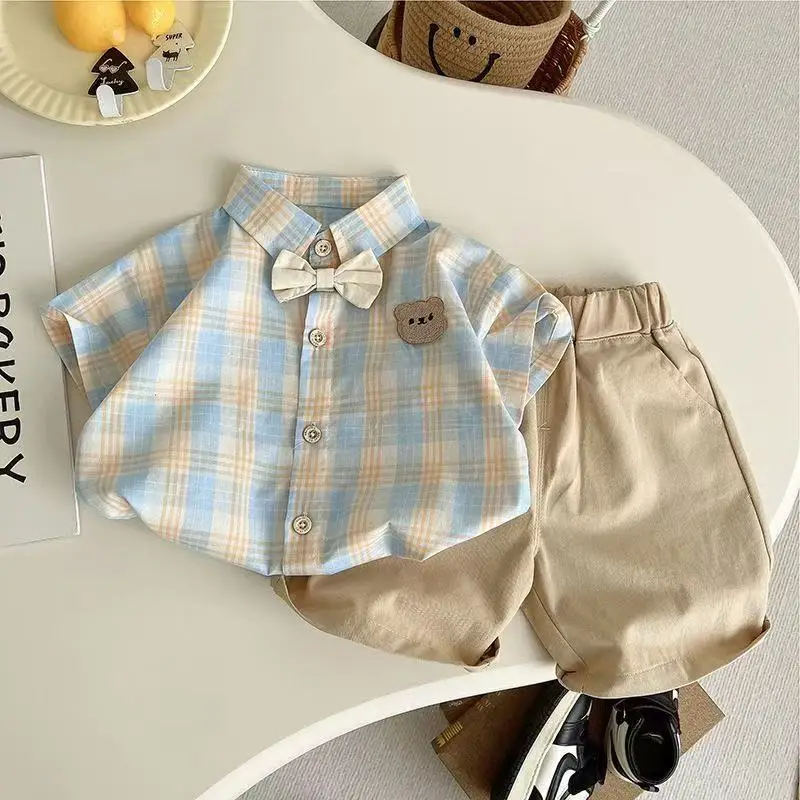Boy's Summer Ssuit New Children's Short-sleeved Fresh Plaid Fashion Baby Green Gentleman Suit Handsome Korean Version Clothes
Boy's Summer Ssuit New Children's Short-sleeved Fresh Plaid Fashion Baby Green Gentleman Suit Handsome Korean Version Clothes