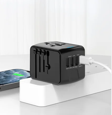 Christmas Universal Travel Charger Adapter Plug Socket With Three Usb and One Type C Charger Power Adapter
Christmas Universal Travel Charger Adapter Plug Socket With Three Usb and One Type C Charger Power Adapter
