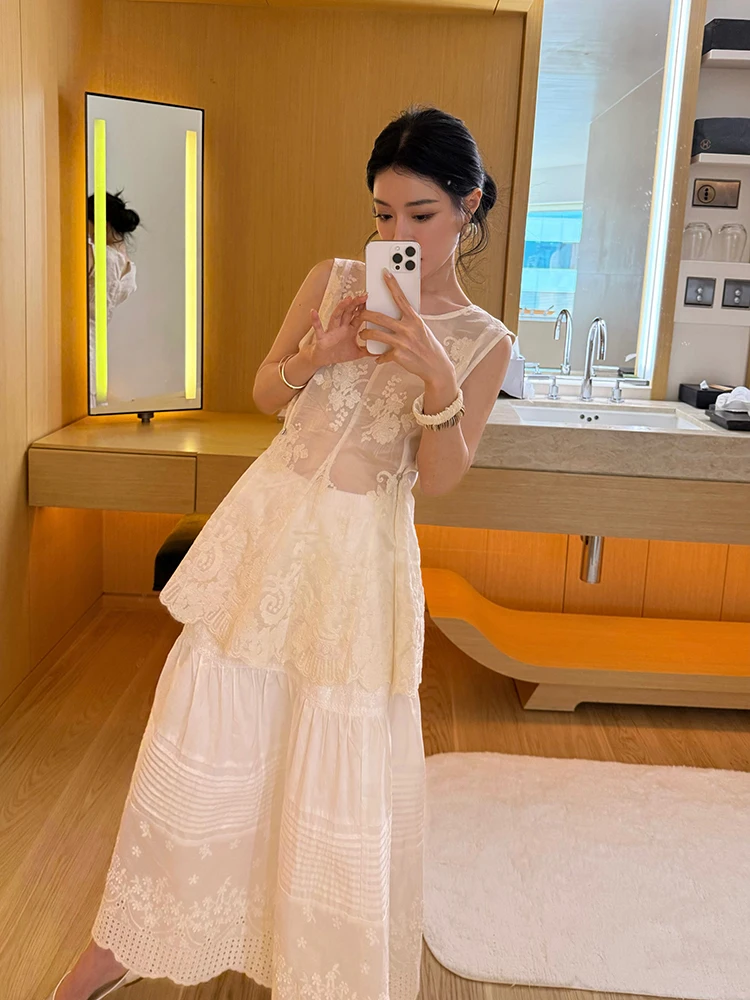 SMOL Vintage Hollow out Embroidery Lace A-Line Midi Skirt Women's High Waist Slimming Cotton Gauze f Body Skirts
SMOL Vintage Hollow out Embroidery Lace A-Line Midi Skirt Women's High Waist Slimming Cotton Gauze f Body Skirts