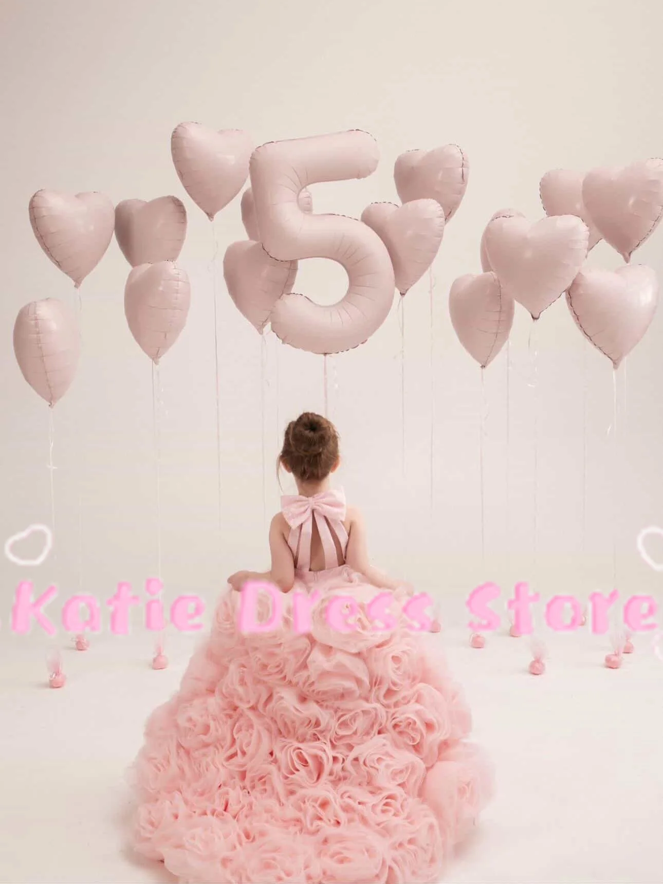 Customized Pink Sleeveless Flower Girl Dress For Wedding Tulle Puffy With Bow Kids Birthday Party First Communion Ball Gowns
Customized Pink Sleeveless Flower Girl Dress For Wedding Tulle Puffy With Bow Kids Birthday Party First Communion Ball Gowns