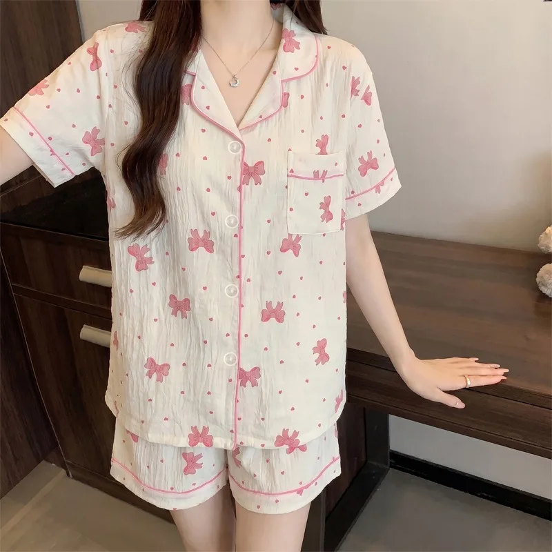 Pink Bow Heart Print Pajamas Set 2 Piece Sweet Korean Style Women's Sleepwear Homewear Summer New Loungewear Lapel Neck Casual
Pink Bow Heart Print Pajamas Set 2 Piece Sweet Korean Style Women's Sleepwear Homewear Summer New Loungewear Lapel Neck Casual