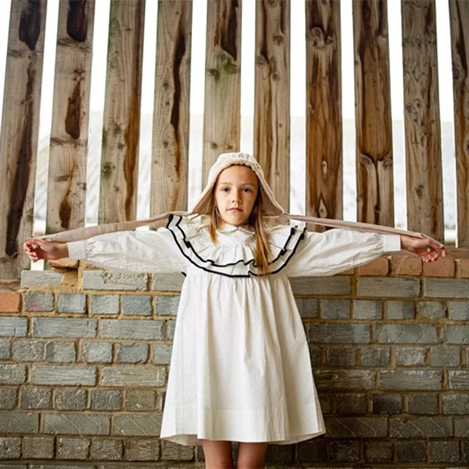 Spot 24 Cruise New Children's Clothes Carbon Ruffle Neck Dress Girls Long Sleeve Double A-Line Skirt ins
Spot 24 Cruise New Children's Clothes Carbon Ruffle Neck Dress Girls Long Sleeve Double A-Line Skirt ins
