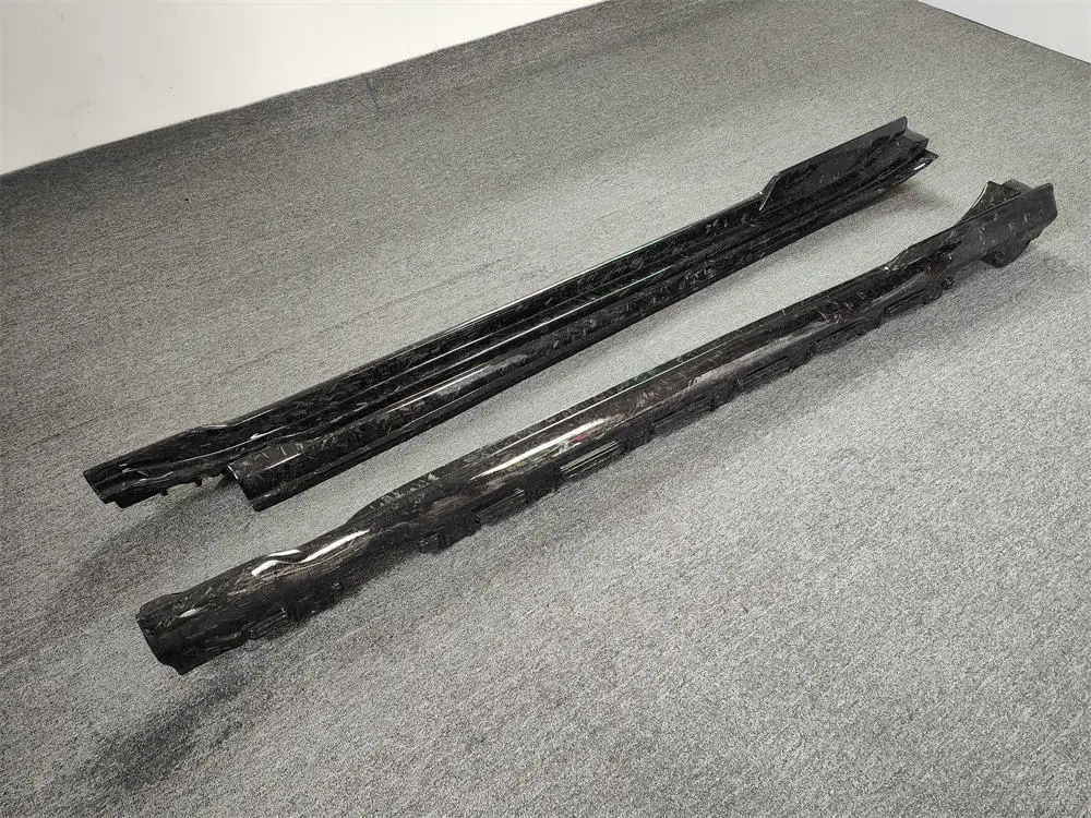 Genuine Carbon Fiber Forged Pattern M Style Body Kit Side Skirts for Porsche Taycan Modification
Genuine Carbon Fiber Forged Pattern M Style Body Kit Side Skirts for Porsche Taycan Modification