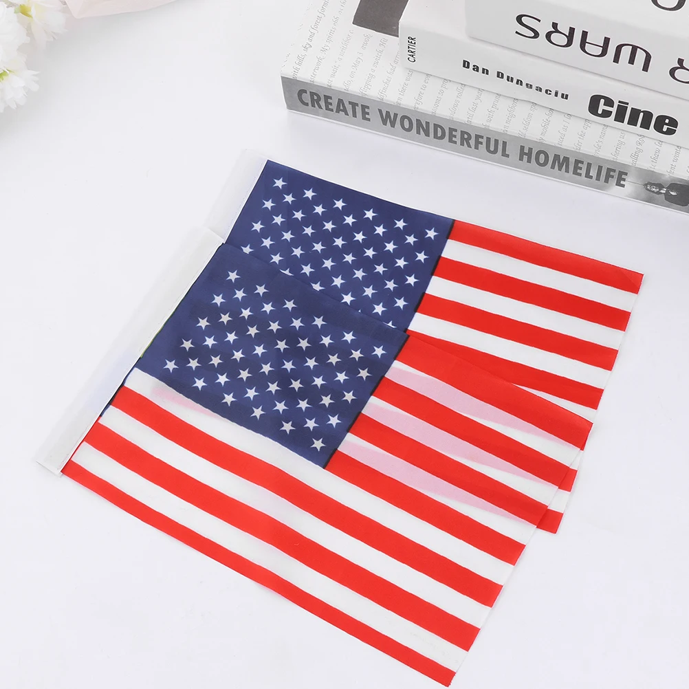 2pcs 21X14Cm Desktop Flag Creative Office Desk Flags Golden Base Polyester Uv Resistant Vivid Color Double Stitched Edge
2pcs 21X14Cm Desktop Flag Creative Office Desk Flags Golden Base Polyester Uv Resistant Vivid Color Double Stitched Edge